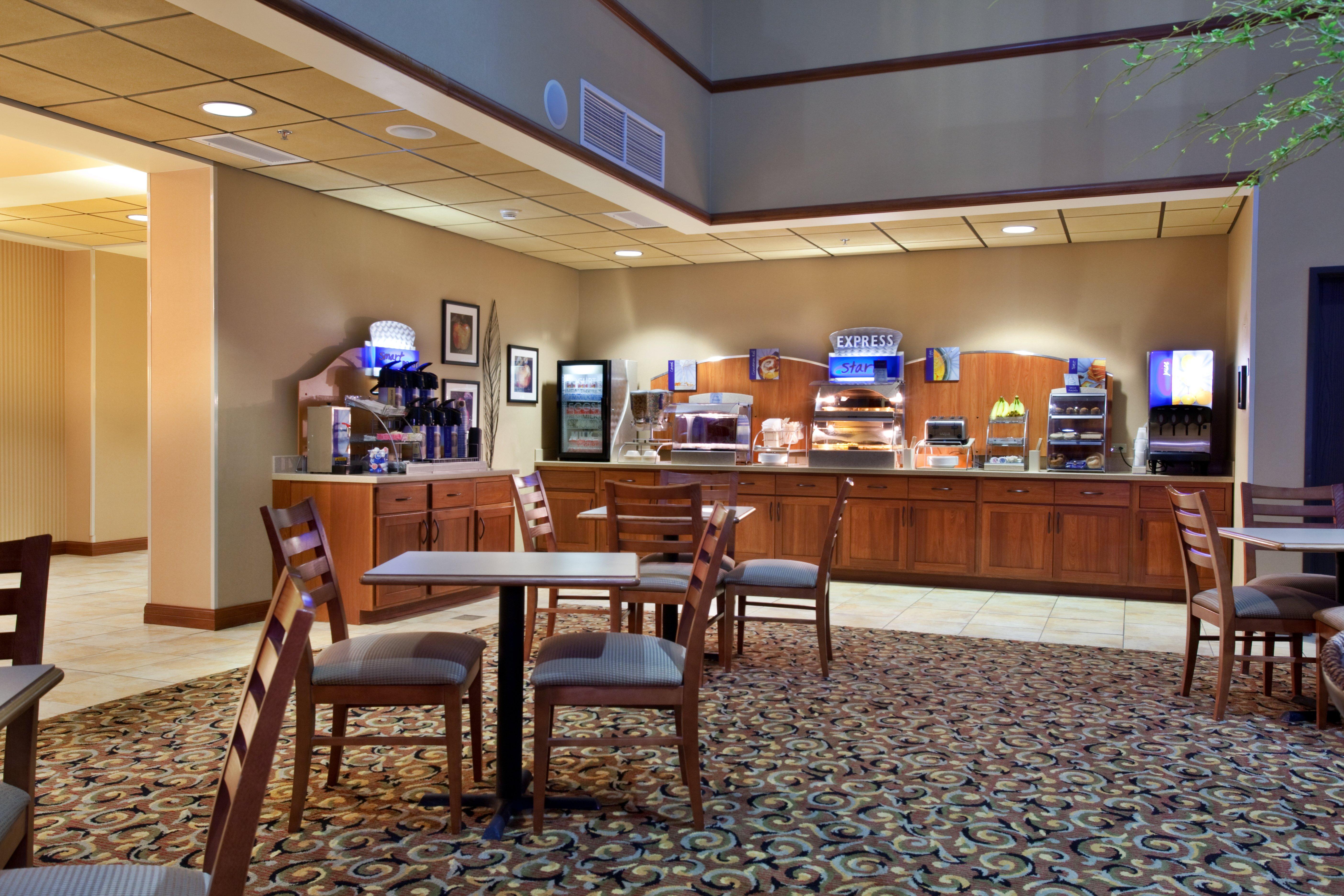 Comfort Inn & Suites Goodland Bagian luar foto