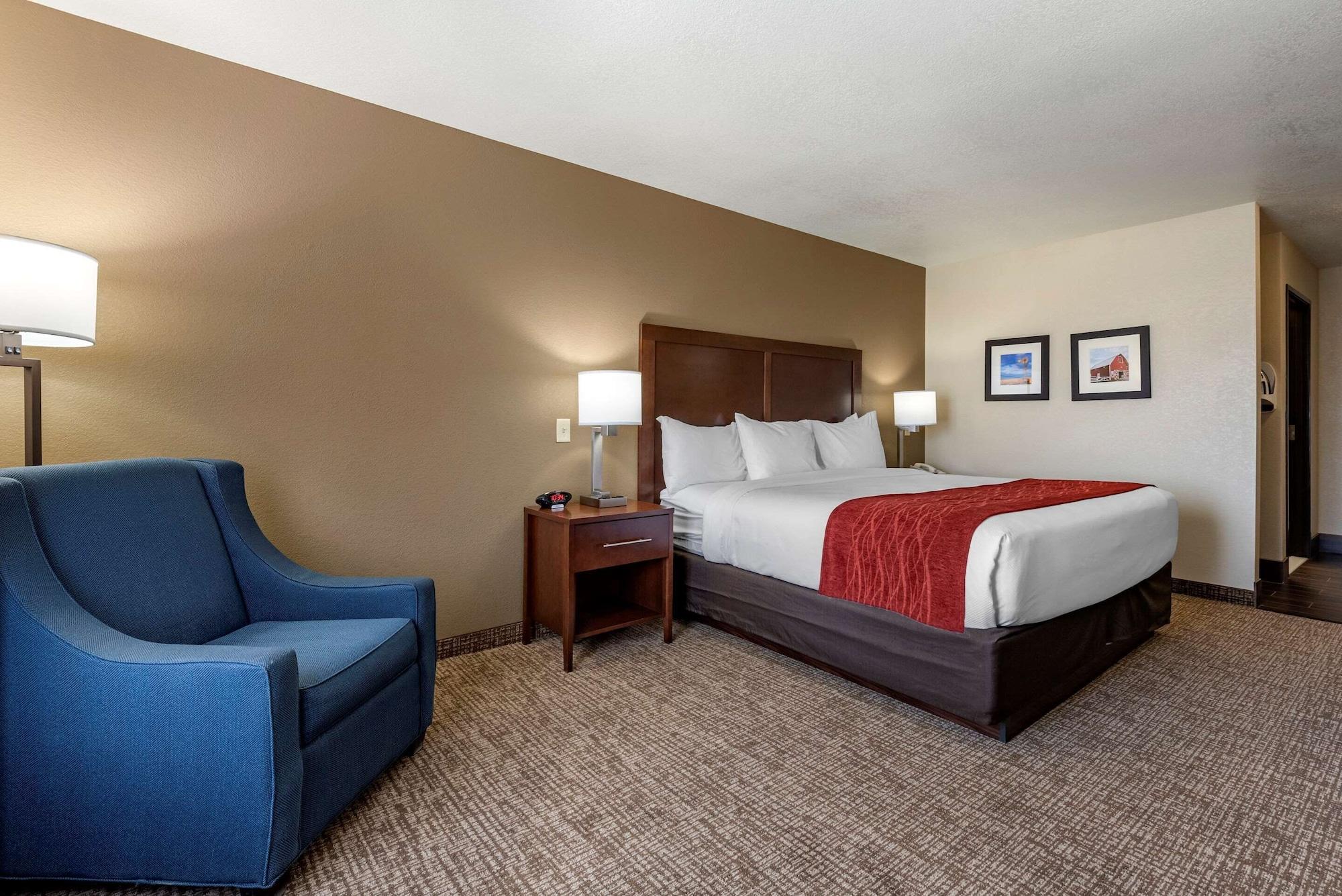 Comfort Inn & Suites Goodland Bagian luar foto