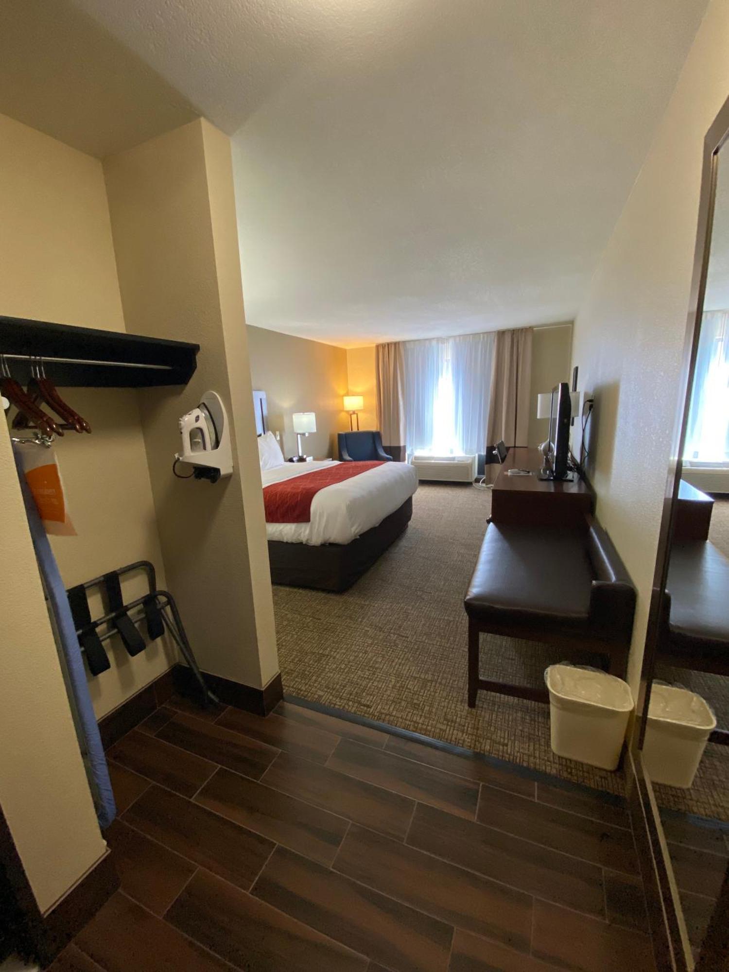 Comfort Inn & Suites Goodland Ruang foto